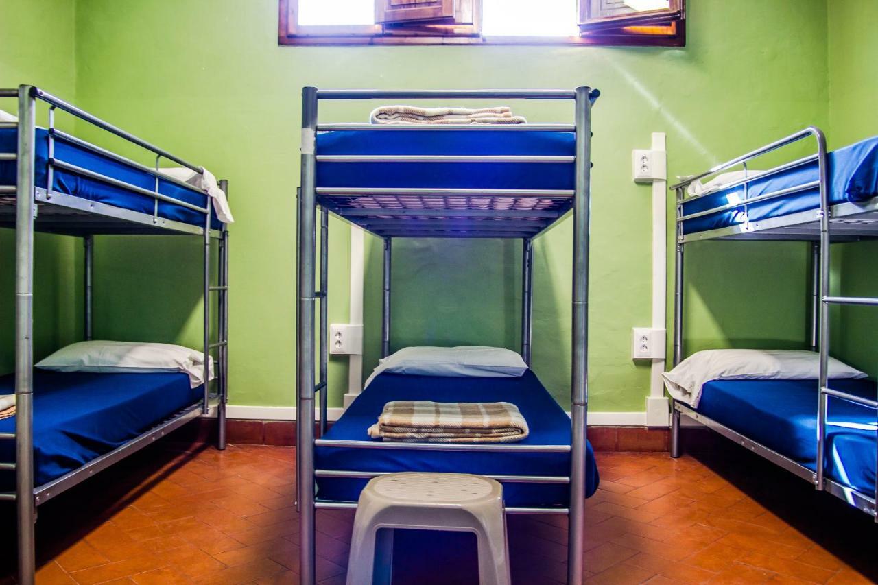 Santa Monaca Hostal *