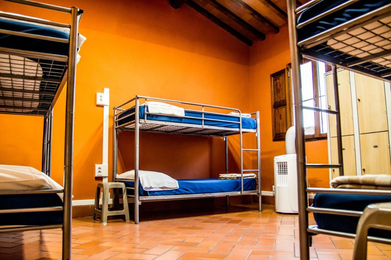 Santa Monaca Hostal